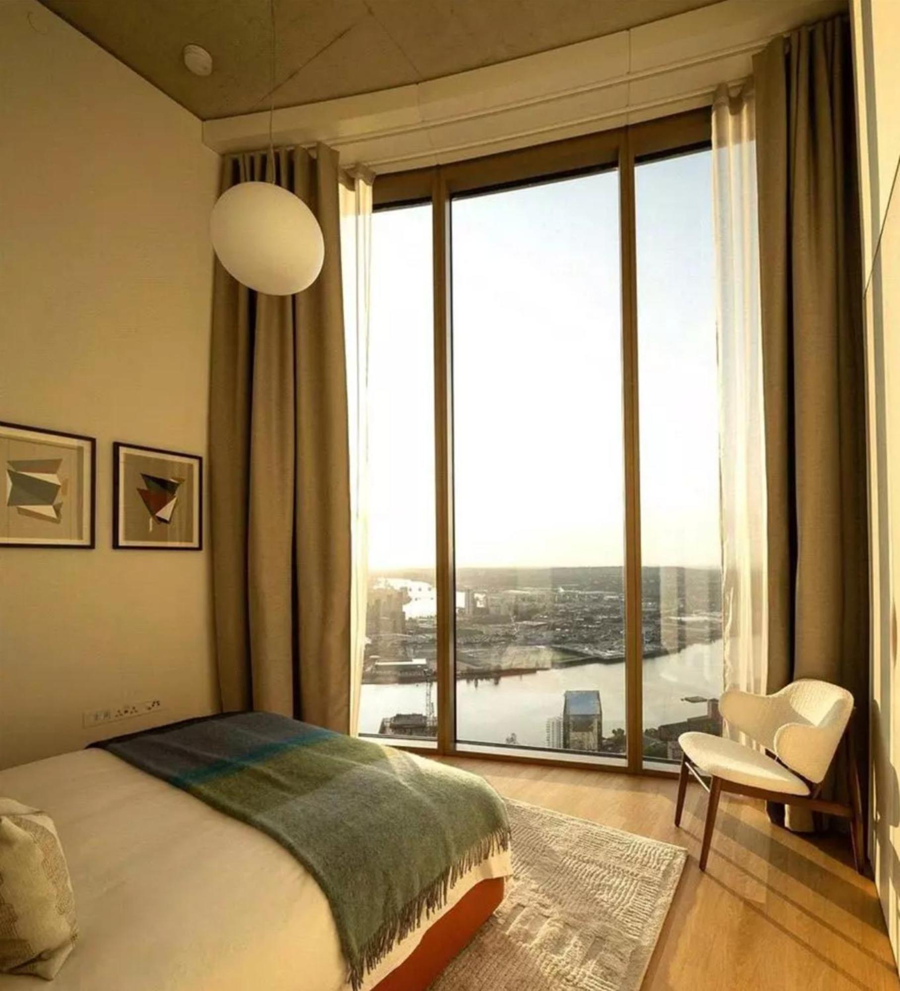 Two Bedrooms Penthouse One Park Drive, Canary Wharf Лондон Экстерьер фото